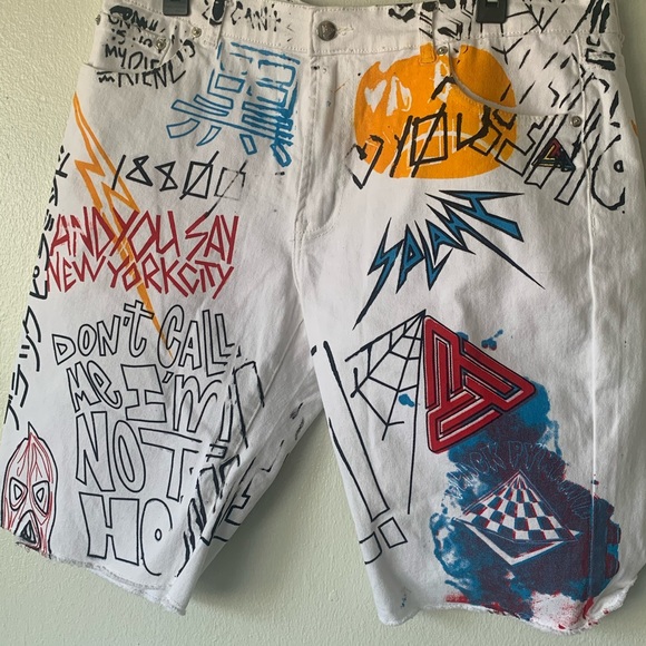 black pyramaid Other - Men shorts....never worn
